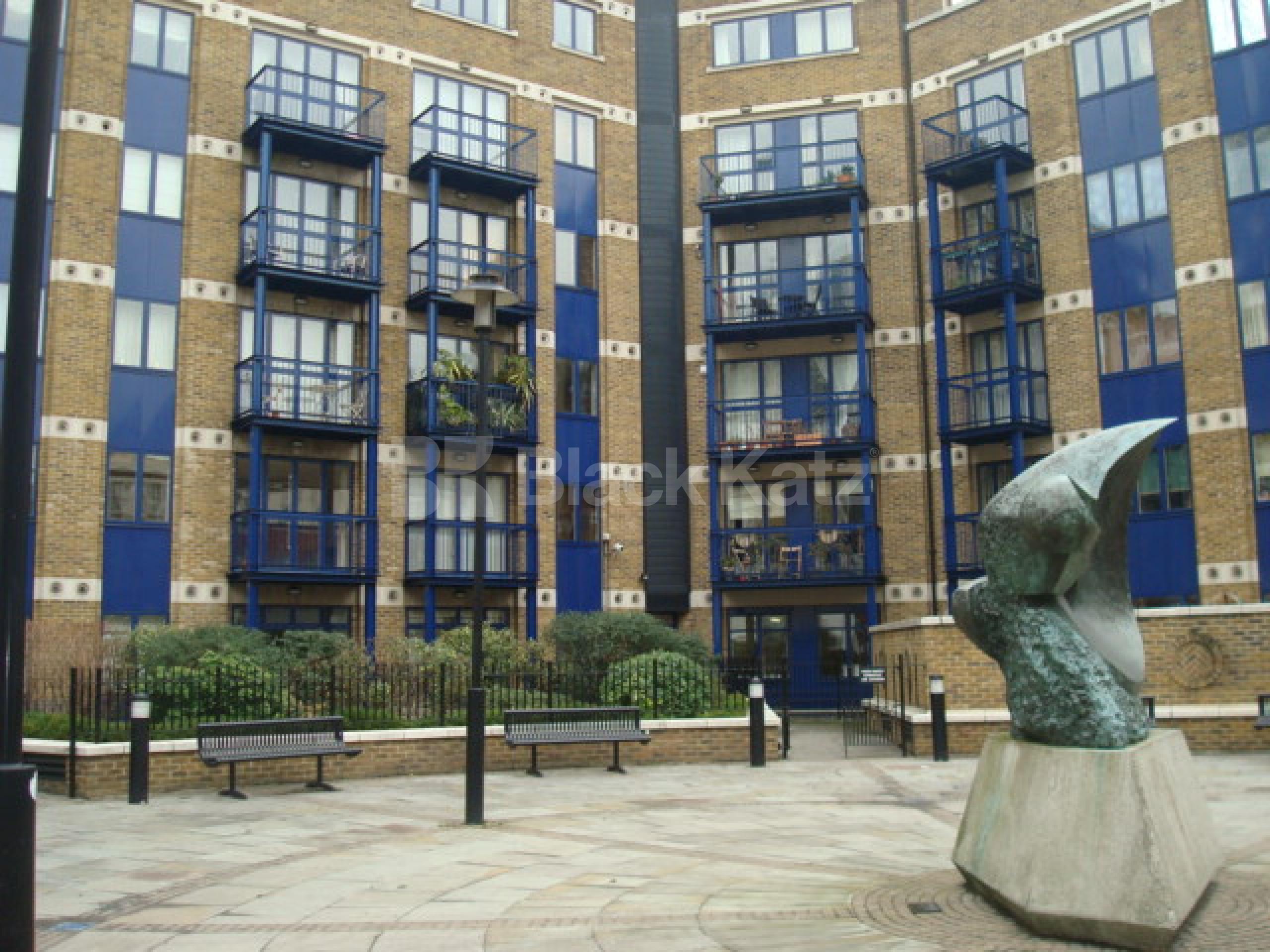 			Gorgeous apartment in cosmopolitan East London!, 2 Bedroom, 1 bath, 1 reception Apartment			 Folgate Street, Spitalfields/Bishopsgate E1